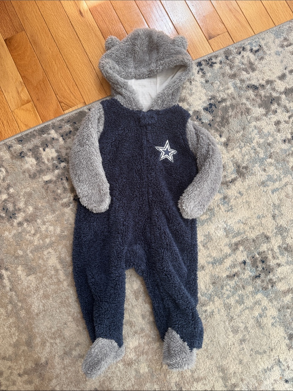 NFL Cowboys Navy and Gray Star Fleece Footed One-Piece 6-9 month